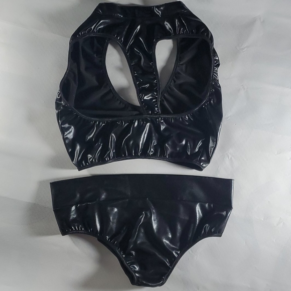 Snap Up Top & Snap Up Booty Short Set - Picture 6 of 7